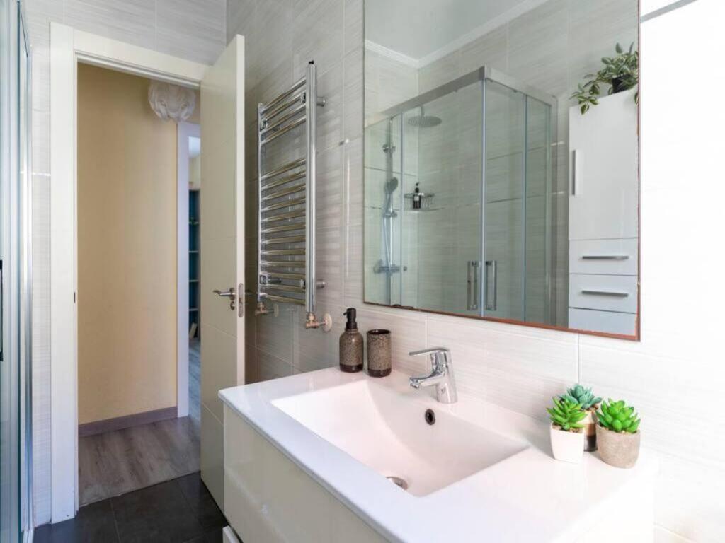 Apartamento Residencial Cerca De Las Estaciones *
