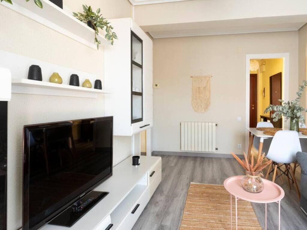 Apartamento Residencial Cerca De Las Estaciones
