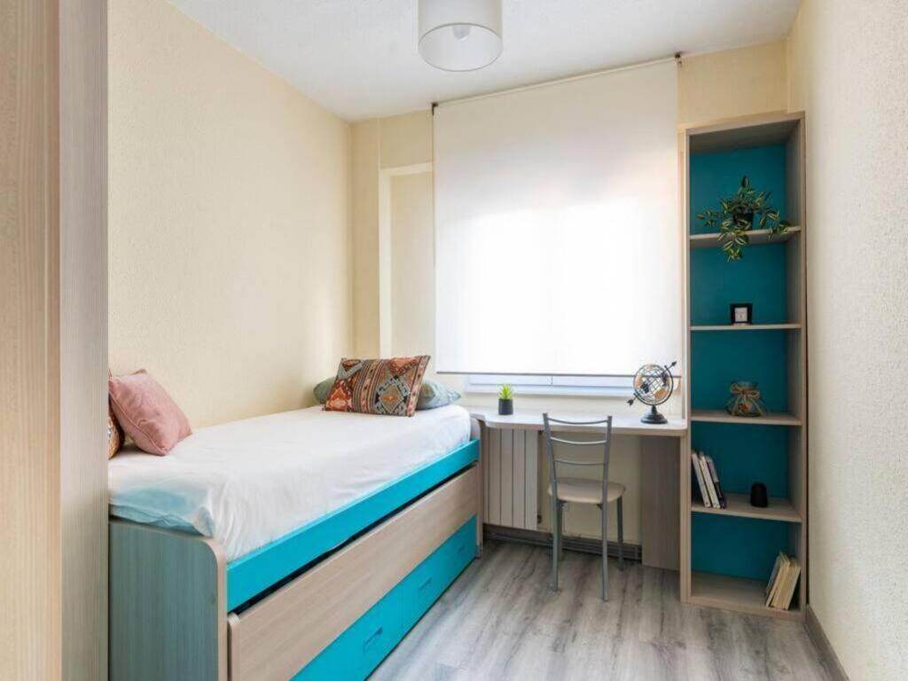 Apartamento Residencial Cerca De Las Estaciones * Santander